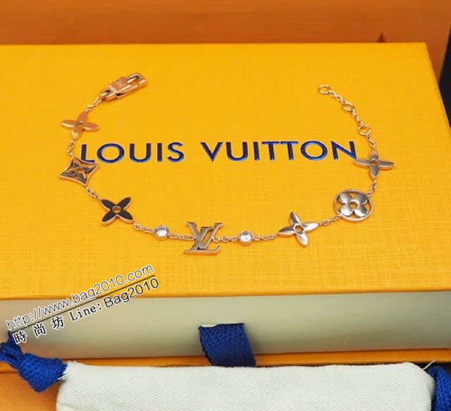 Louis Vuitton新款飾品 路易威登經典款女士手鏈手環 LV字母老花手鏈  zglv1869
